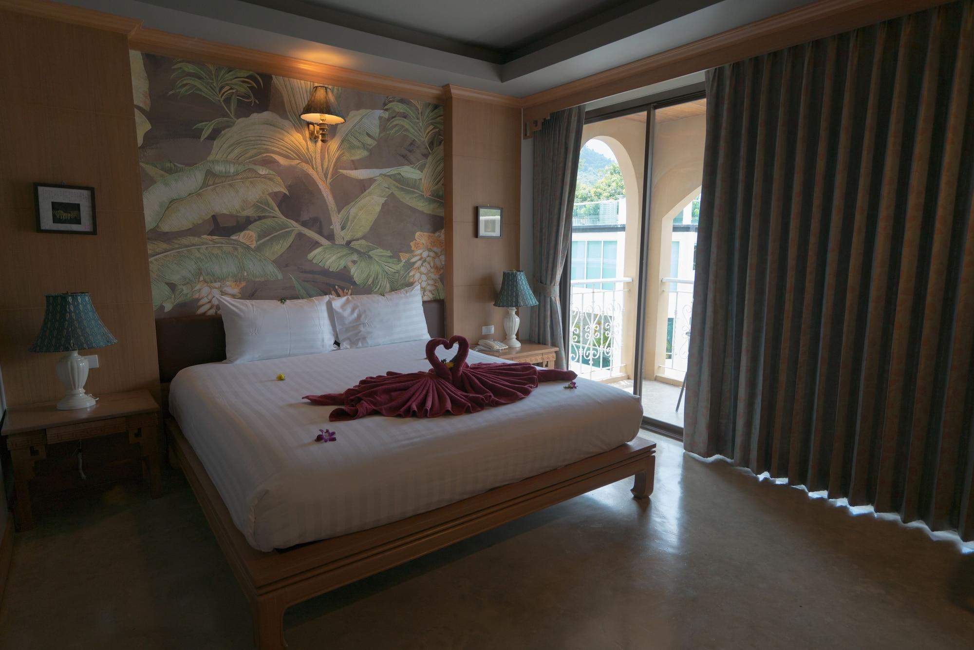 Hôtel Minatale Phuket à Patong Extérieur photo